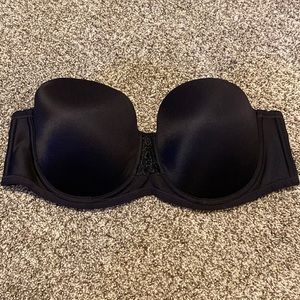 Vanity Fair Strapless Black Bra 40B Lace Discrete